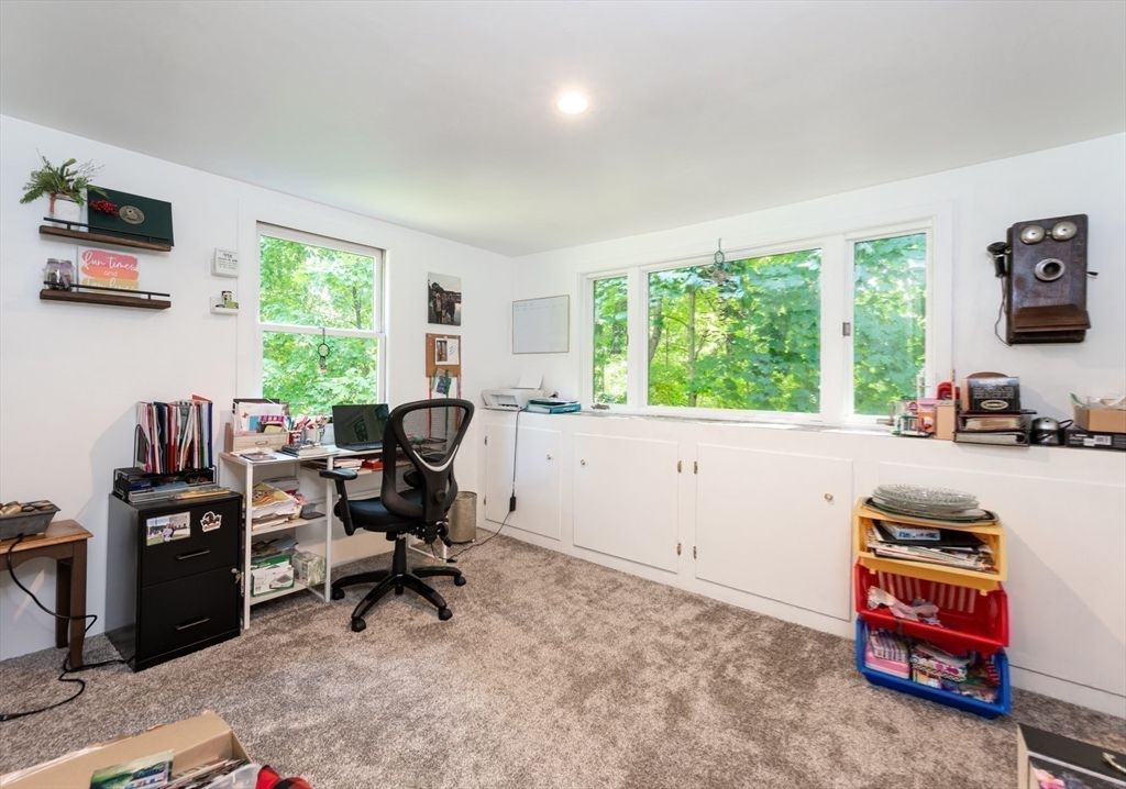 47 Mohawk Drive Acton, MA 01720 - Photo 22 of 38