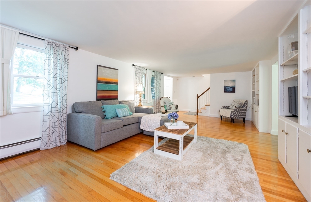 47 Mohawk Drive Acton, MA 01720 - Photo 5 of 38