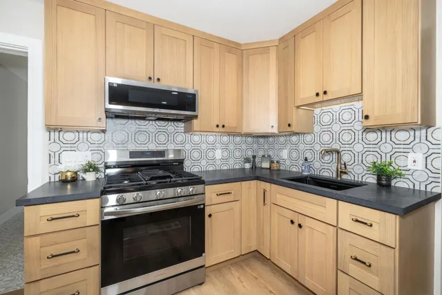 $1,295,000 | 24 Tomaso Court, San Francisco, CA 94134