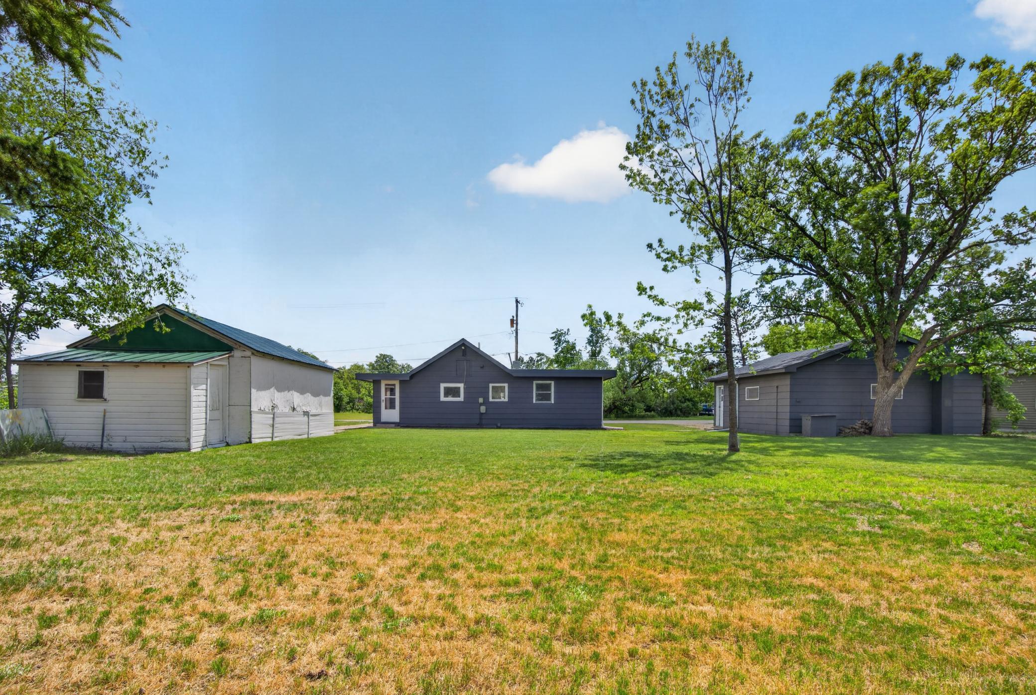 213 Roosevelt Road Southwest Bemidji, MN 56601 - Photo 5 of 20