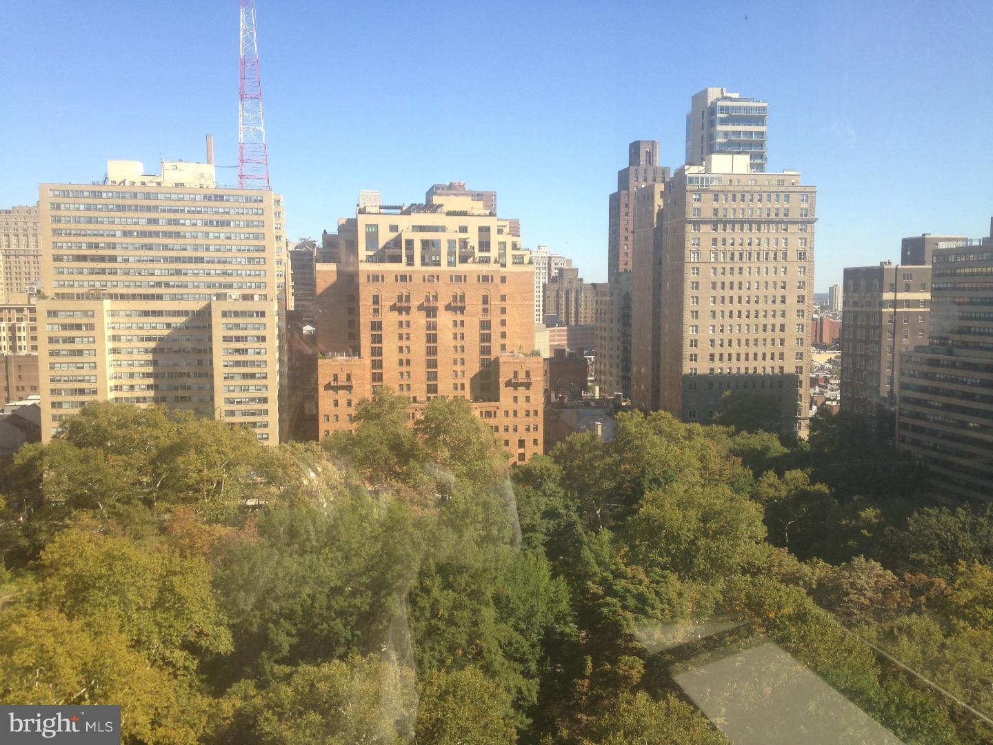 202-10 West Rittenhouse Square, Unit 1608 Philadelphia, PA 19103 - Photo 4 of 4 View