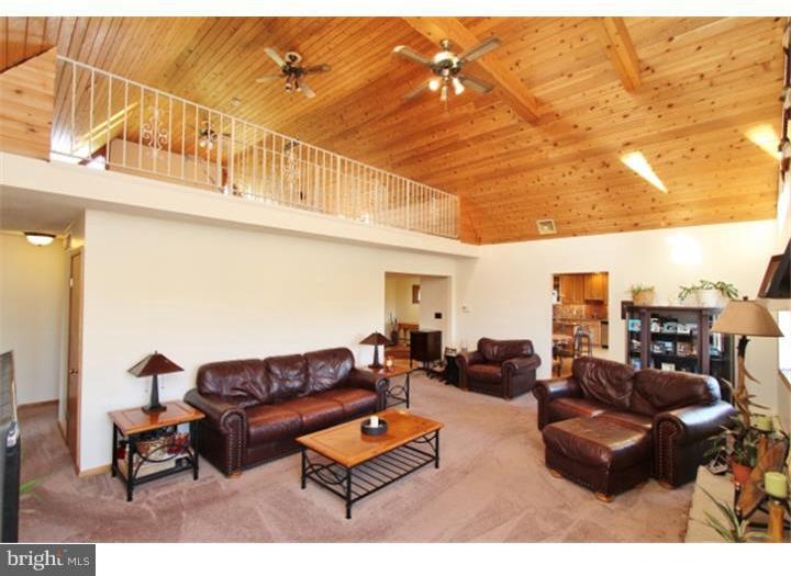 704 Smithville Road Southampton, NJ 08088 - Photo 8 of 25 Great Room