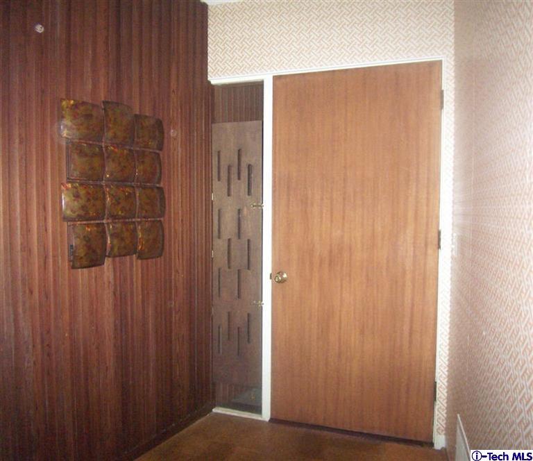 Undisclosed Address Pasadena, CA 91103 - Photo 3 of 33 a bathroom with a shower and a door