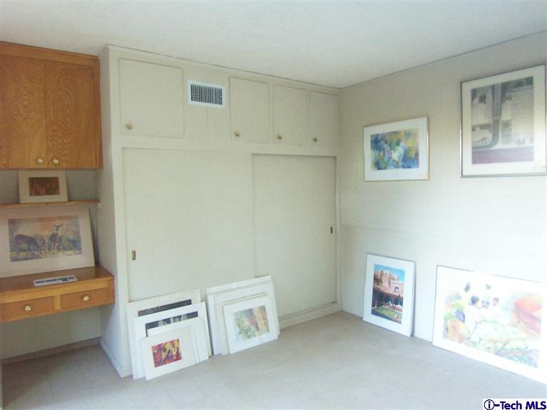 Undisclosed Address Pasadena, CA 91103 - Photo 25 of 33