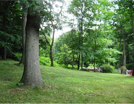 1245 Old Concord Road Monroeville, PA 15146 - Photo 16 of 18 Yard/Garden.