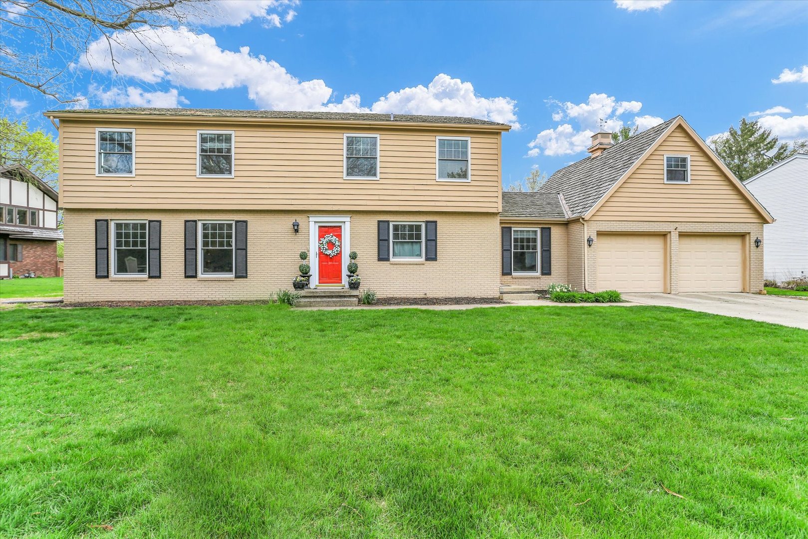 1917 Woodfield Road Champaign, IL 61822 - Photo 1 of 46 Gallery Image 1