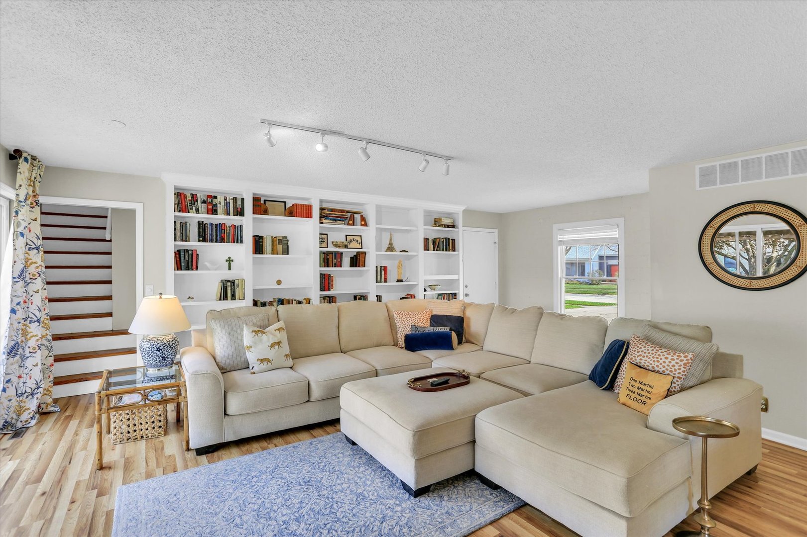 1917 Woodfield Road Champaign, IL 61822 - Photo 12 of 46 Gallery Image 12