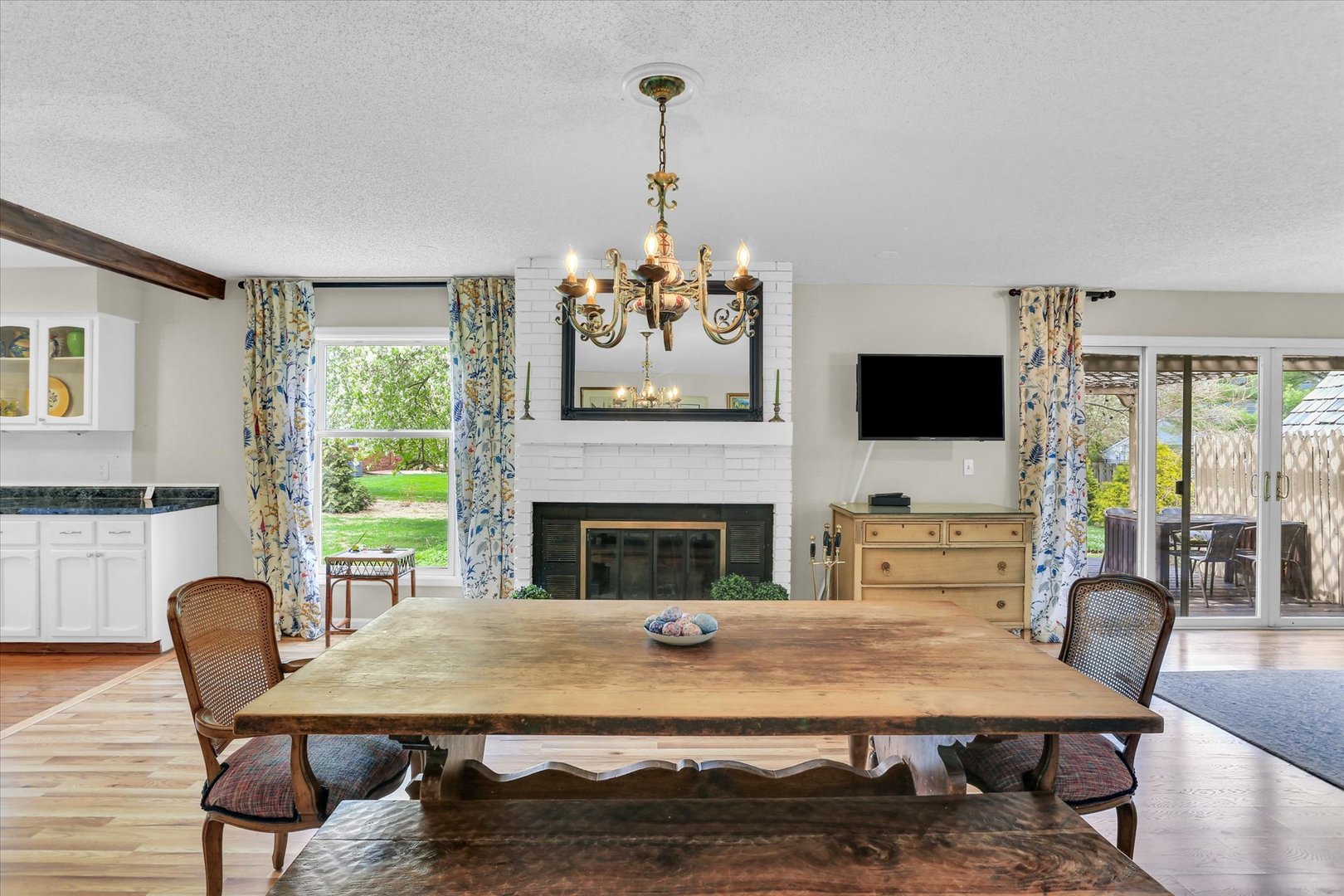 1917 Woodfield Road Champaign, IL 61822 - Photo 16 of 46 Gallery Image 16