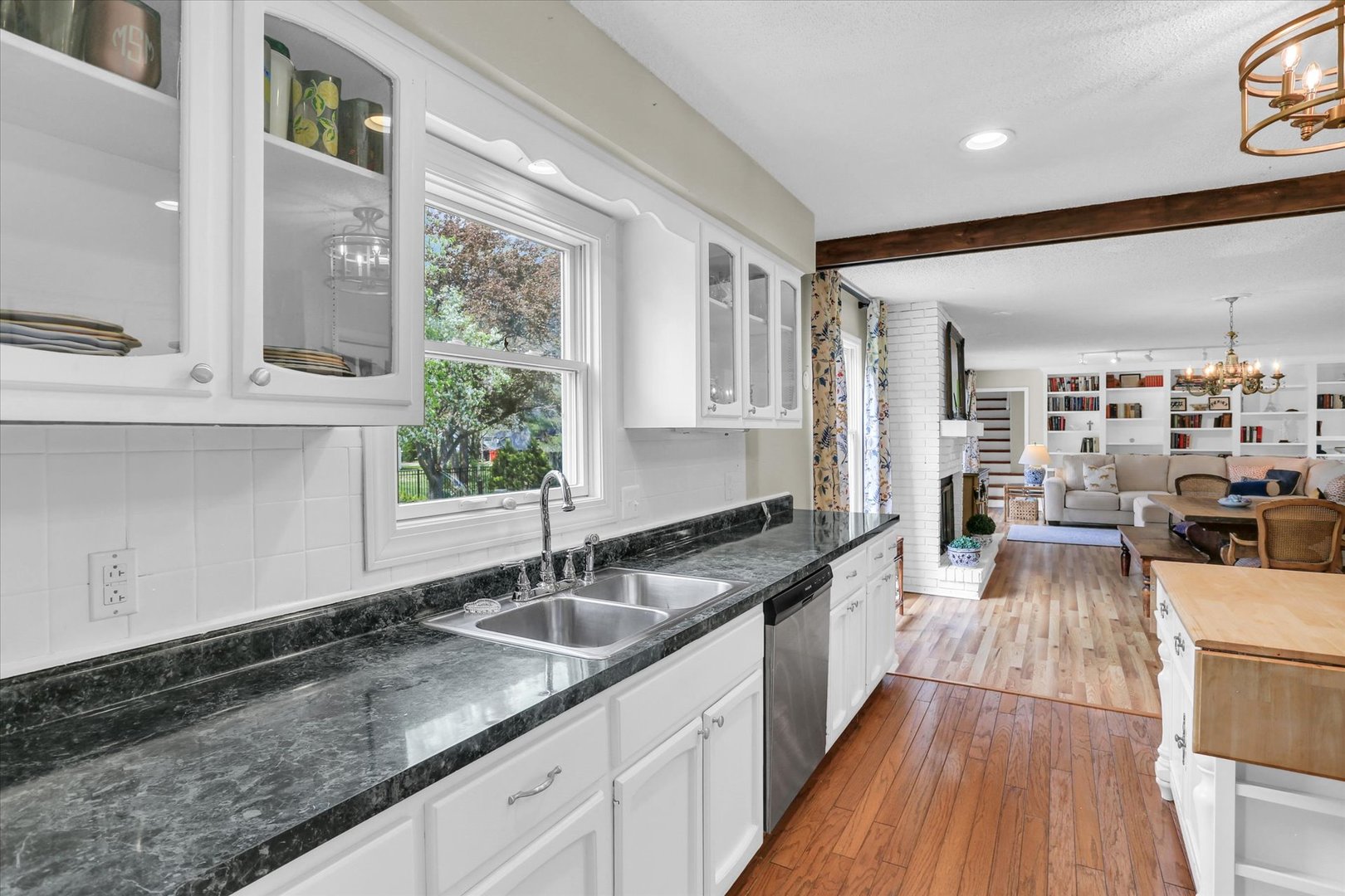 1917 Woodfield Road Champaign, IL 61822 - Photo 21 of 46 Gallery Image 21