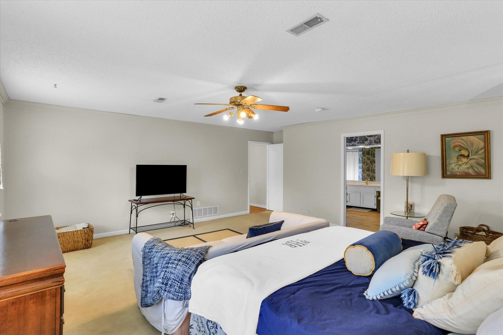 1917 Woodfield Road Champaign, IL 61822 - Photo 27 of 46 Gallery Image 27