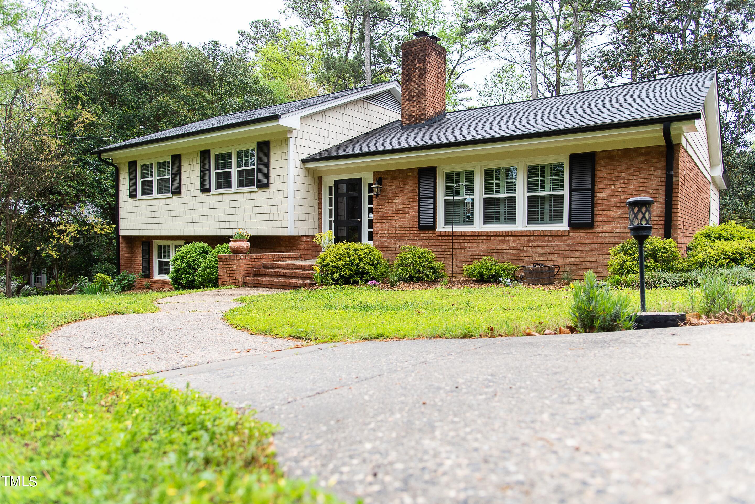 4705 Rembert Drive Raleigh, NC 27612 - Photo 4 of 70 Rembert-3833