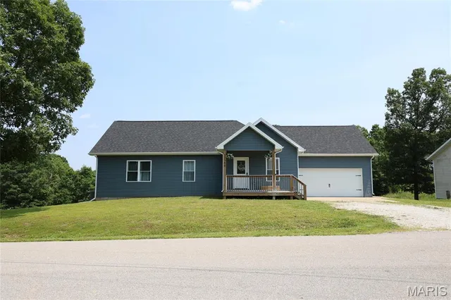 $328,000 | 15580 Top Drive, St. Robert, MO 65584