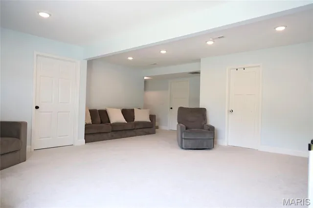 $328,000 | 15580 Top Drive, St. Robert, MO 65584