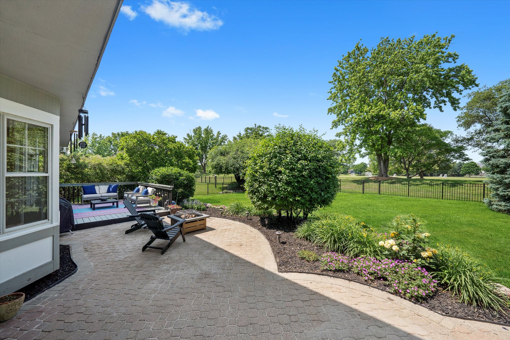 211 Danada Drive Wheaton, IL 60189 - Photo 44 of 51 a view of a backyard with sitting area