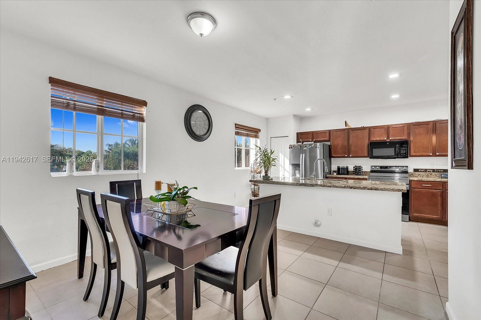 14229 Southwest 274th Street Homestead, FL 33032 - Photo 11 of 33