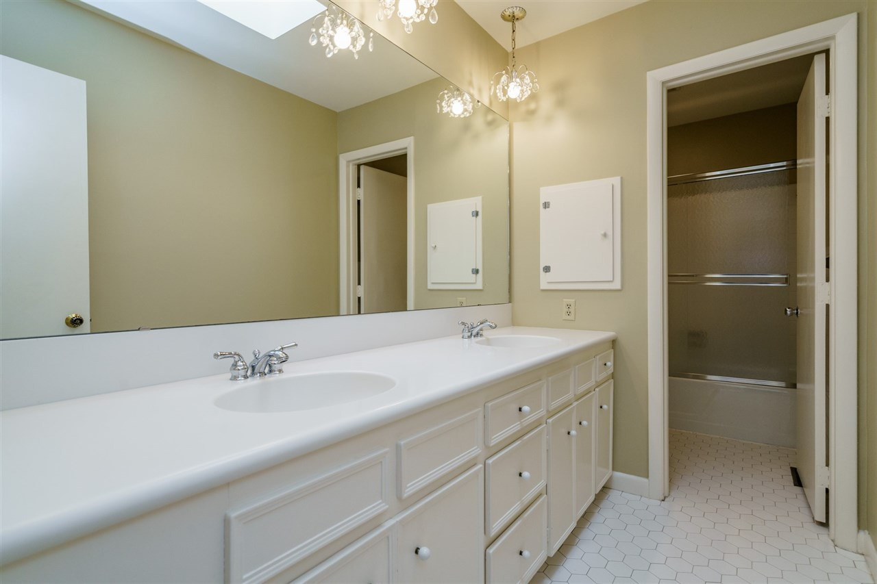 4727 Wedgewood Street Raleigh, NC 27612 - Photo 19 of 30 Bathroom