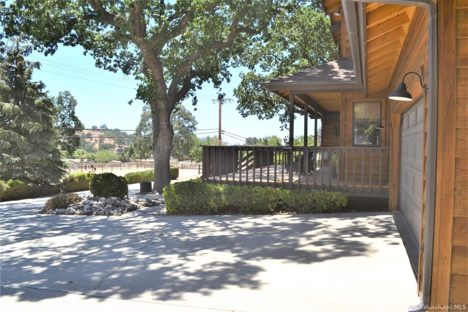 26471 Bear Valley Road Tehachapi, CA 93561 - Photo 40 of 52 Gallery Image 40