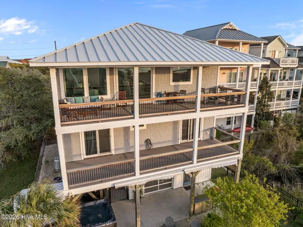 $2,275,000 | 1207 South Topsail Drive, Surf City, NC 28445