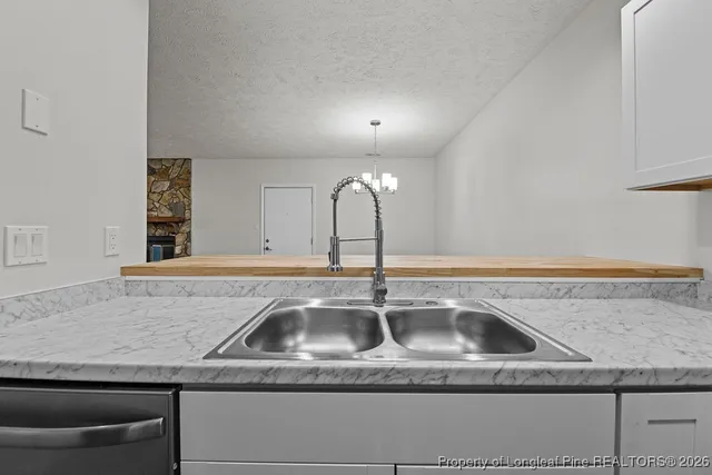 $1,100 | 1865 Tryon Drive, Unit D/4, Fayetteville, NC 28303