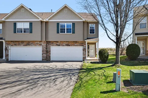 $349,900 | 1737 Philipp Drive, Shakopee, MN 55379