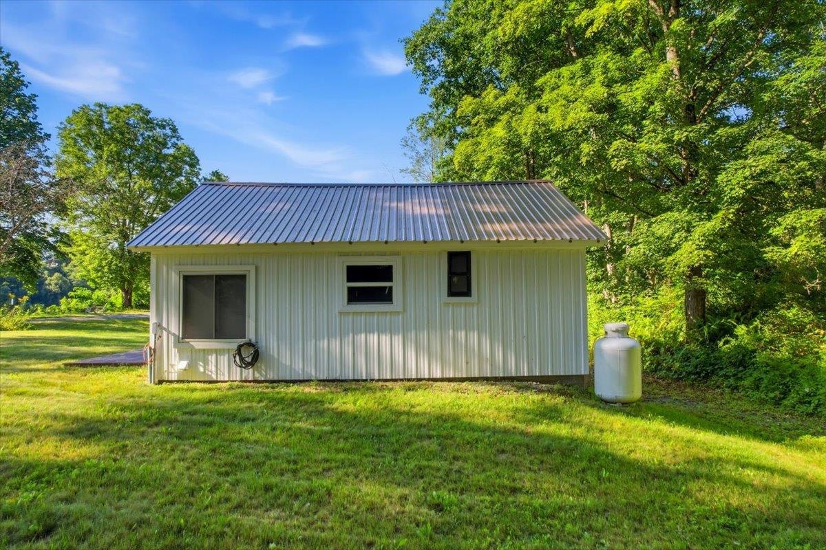 288 River Road Ryegate, VT 05042 - Photo 21 of 26 Gallery Image 21