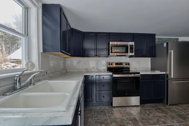 $279,900 | 466 Dogwood Lane Southwest, Willis, VA 24380