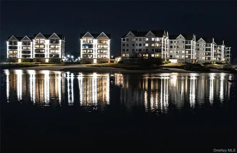 $2,648,000 | 710 Davenport Avenue, Unit 8, New Rochelle, NY 10805