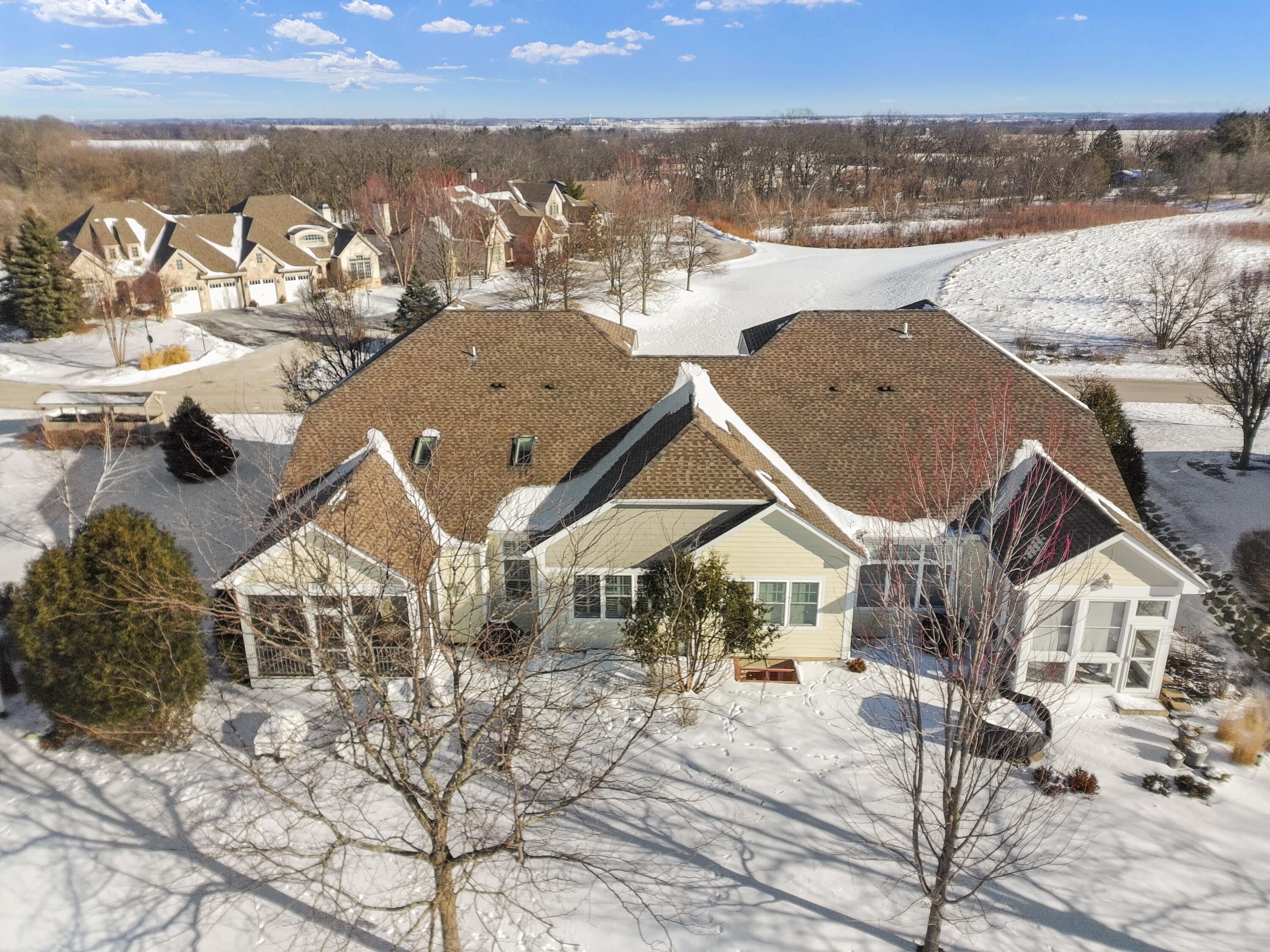 813 Eagleton Drive, Unit 4679 Geneva, WI 53147 - Photo 43 of 53 Exterior Aerial