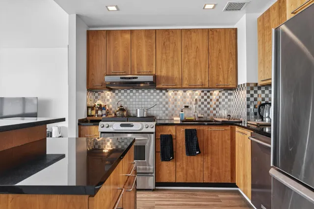 $6,800 | 25 Hudson Street, Unit 709, Jersey City, NJ 07302