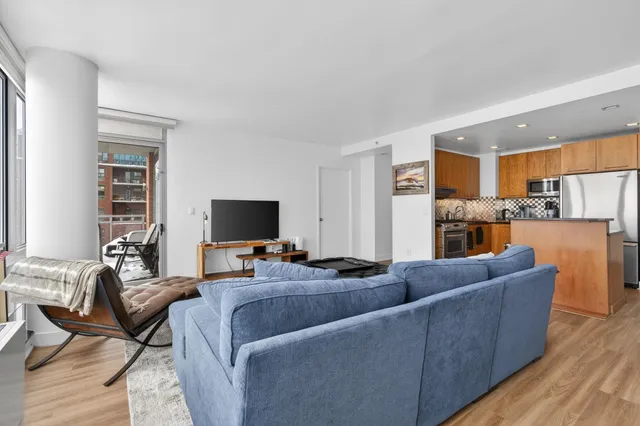 $6,800 | 25 Hudson Street, Unit 709, Jersey City, NJ 07302