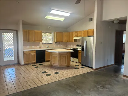 $325,000 | 21511 Perry Cove, Lago Vista, TX 78645