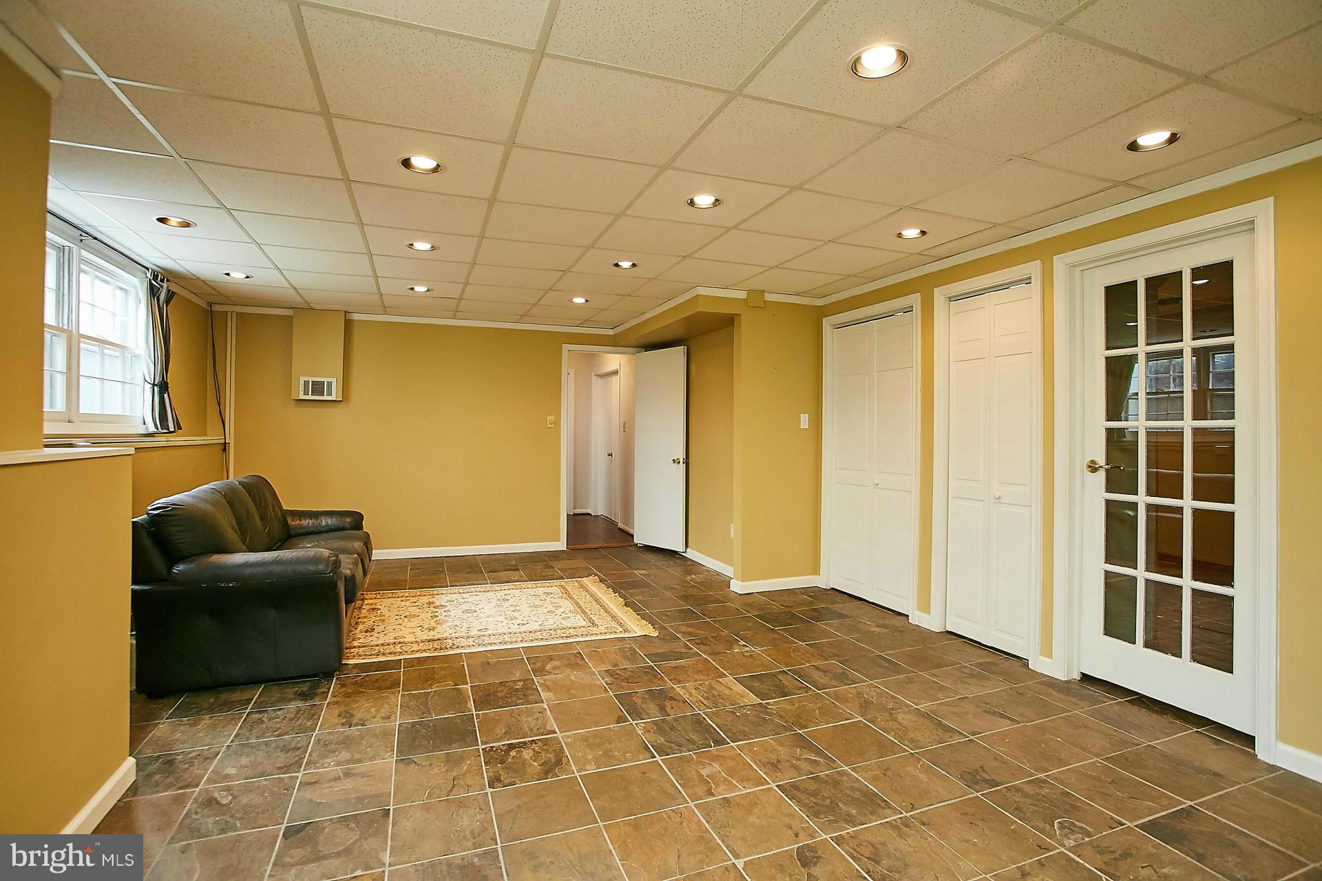 6900 Newman Road Clifton, VA 20124 - Photo 20 of 30 Interior (General)