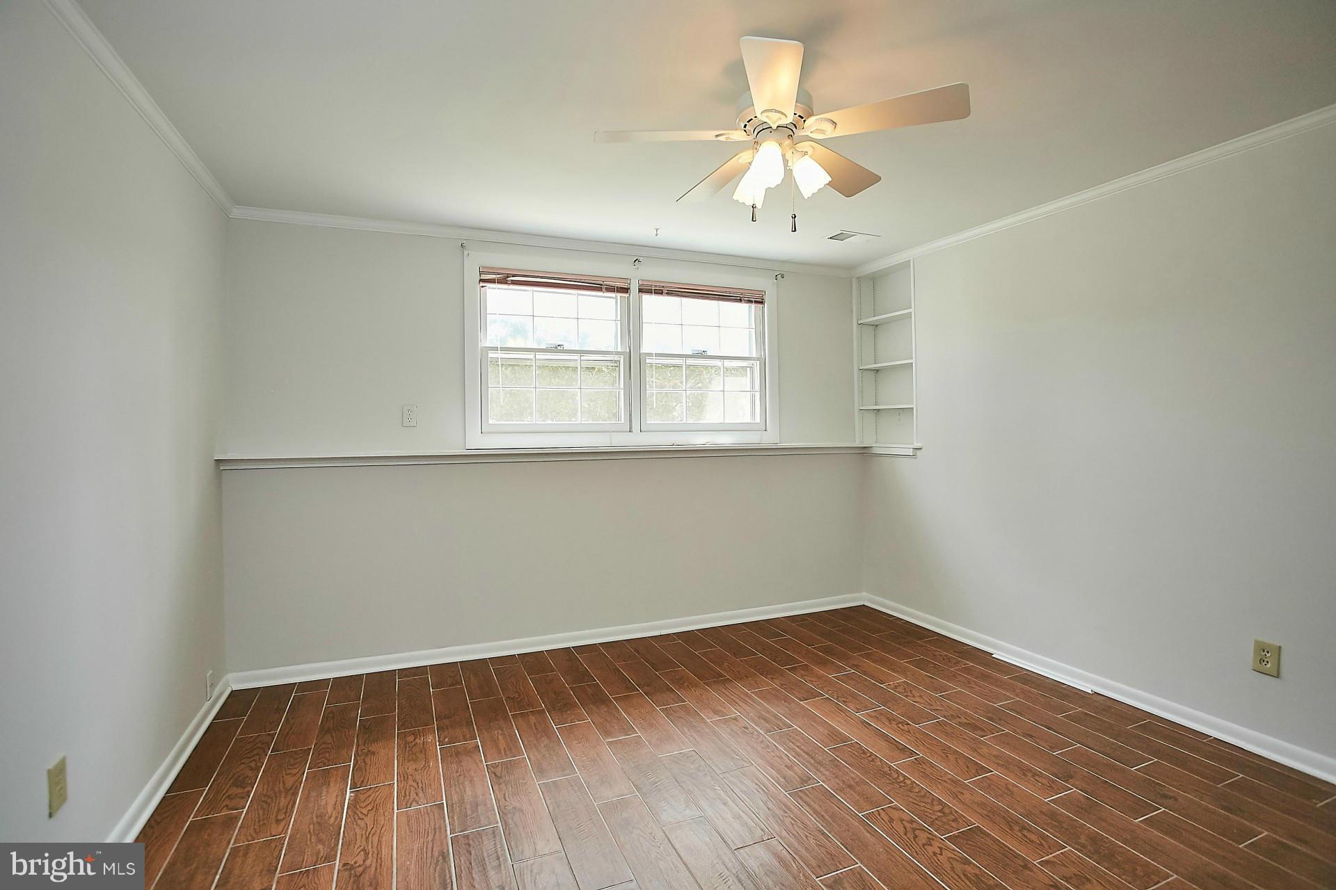 6900 Newman Road Clifton, VA 20124 - Photo 22 of 30 Bedroom