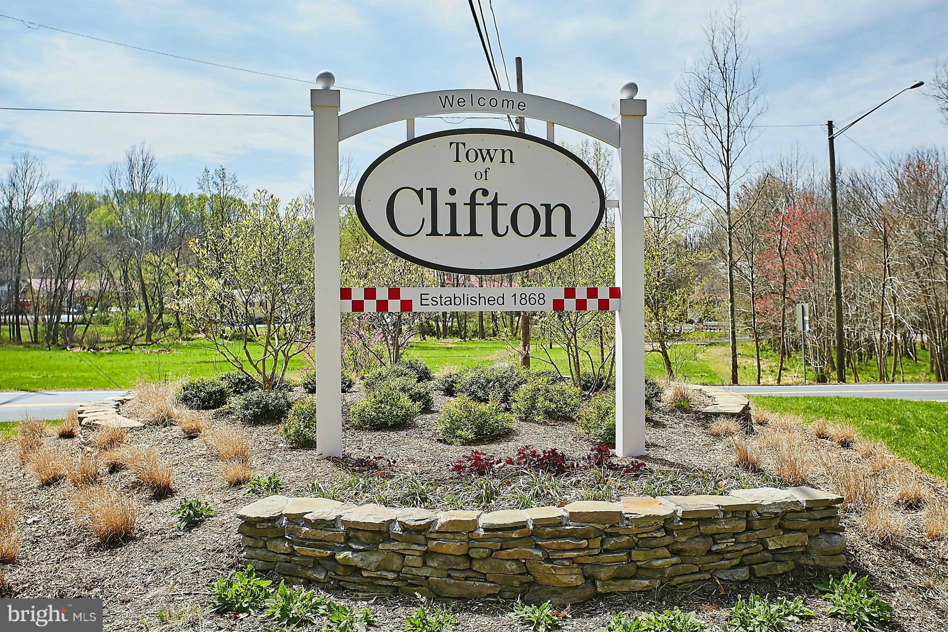 6900 Newman Road Clifton, VA 20124 - Photo 28 of 30 Community