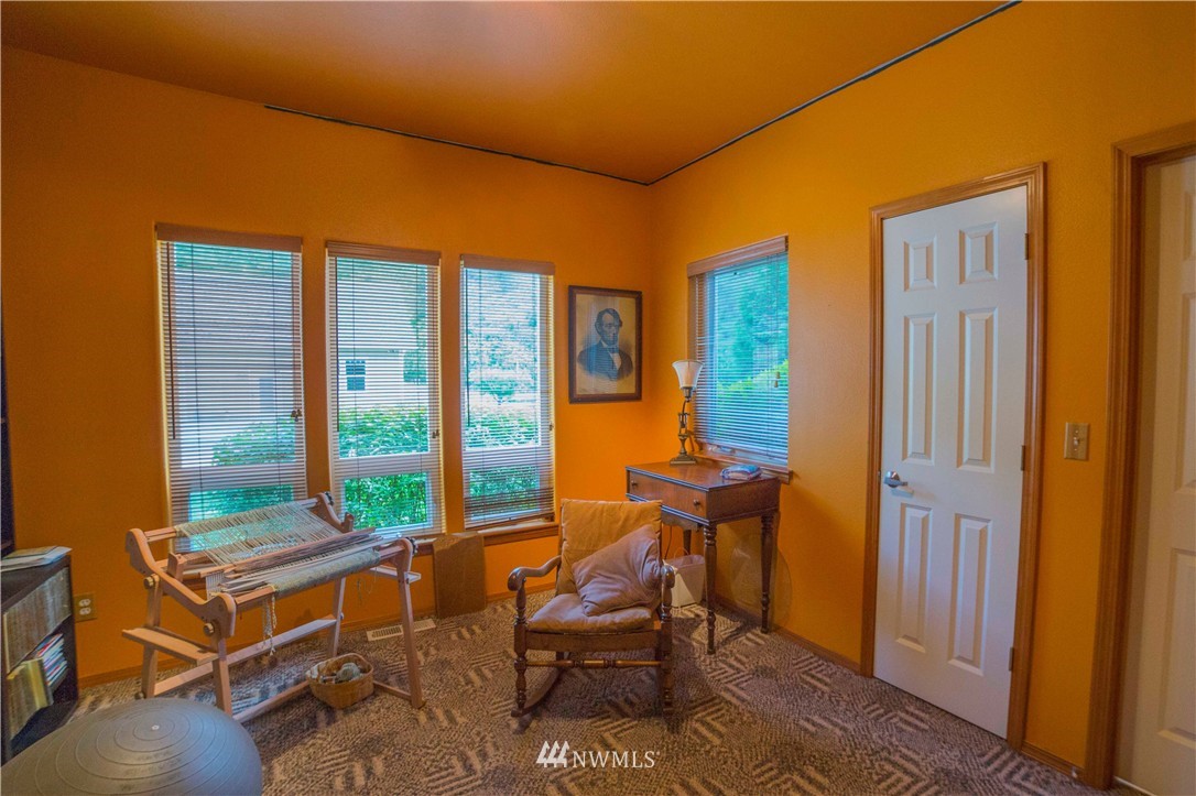 5330 Whispering Ridge Road Wenatchee, WA 98801 - Photo 15 of 25 Gallery Image 15
