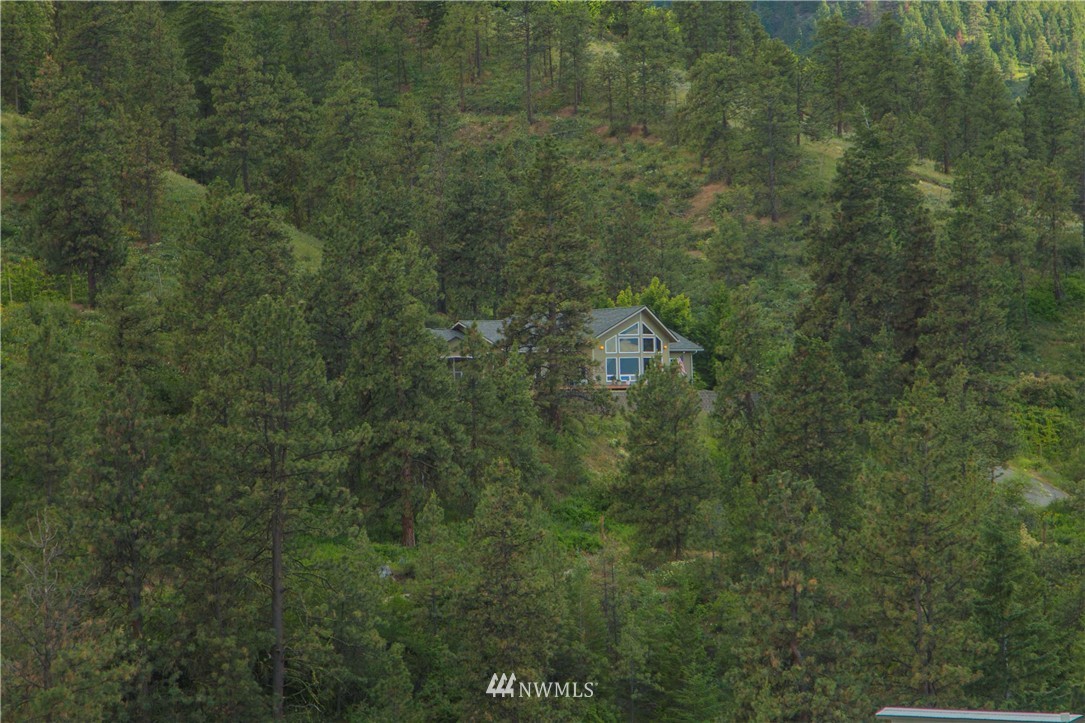 5330 Whispering Ridge Road Wenatchee, WA 98801 - Photo 5 of 25 Gallery Image 5