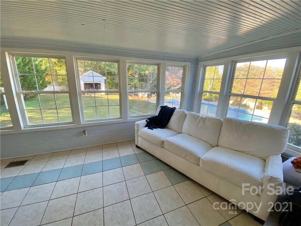 1668 Union Grove Road Lenoir, NC 28645 - Photo 11 of 37 Gallery Image 11