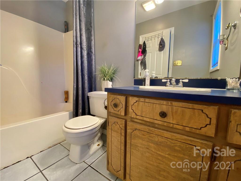 1668 Union Grove Road Lenoir, NC 28645 - Photo 21 of 37 Gallery Image 21