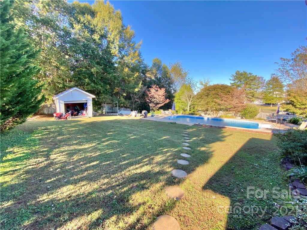 1668 Union Grove Road Lenoir, NC 28645 - Photo 32 of 37 Gallery Image 32