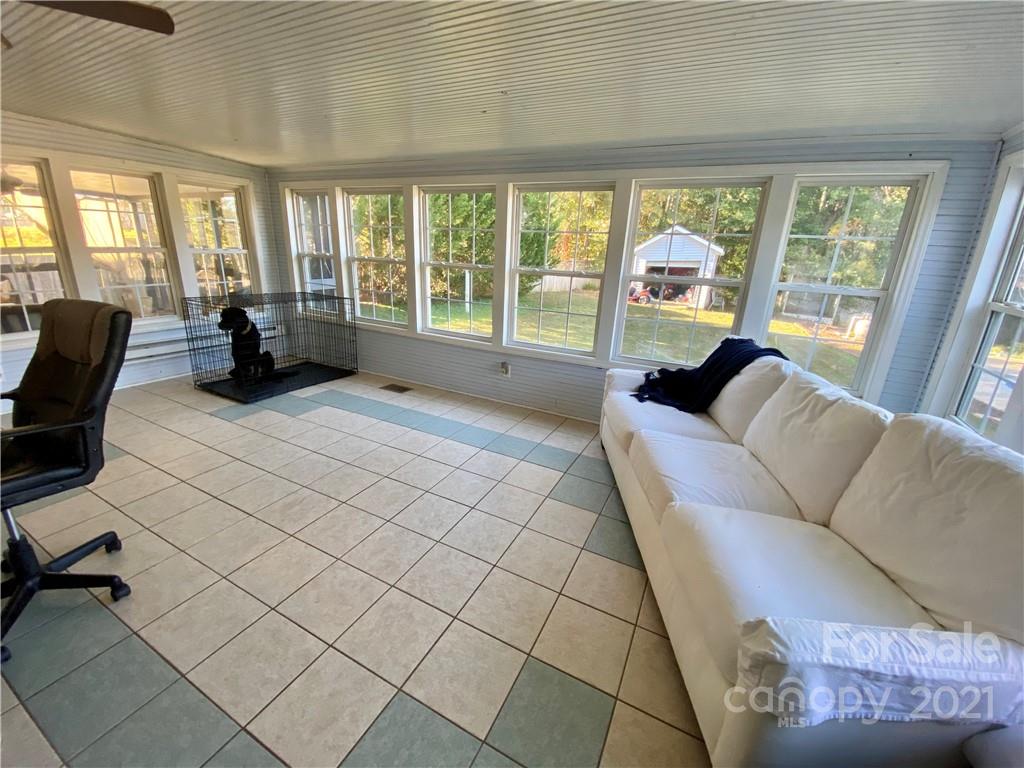 1668 Union Grove Road Lenoir, NC 28645 - Photo 6 of 37 Gallery Image 6