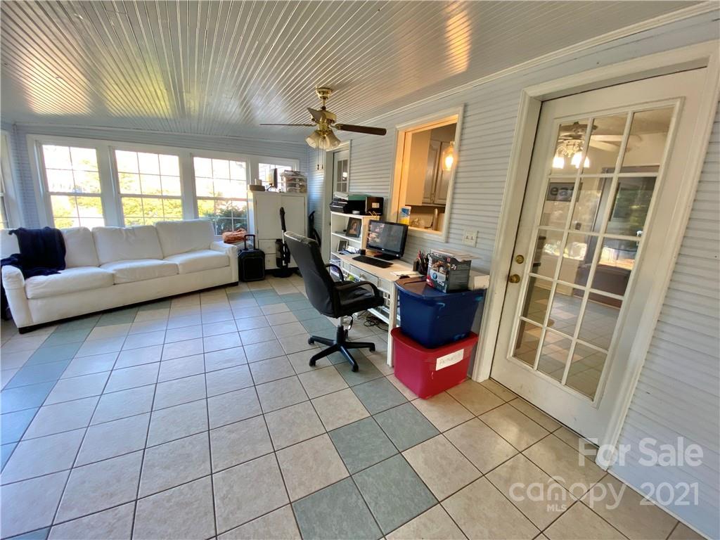 1668 Union Grove Road Lenoir, NC 28645 - Photo 8 of 37 Gallery Image 8