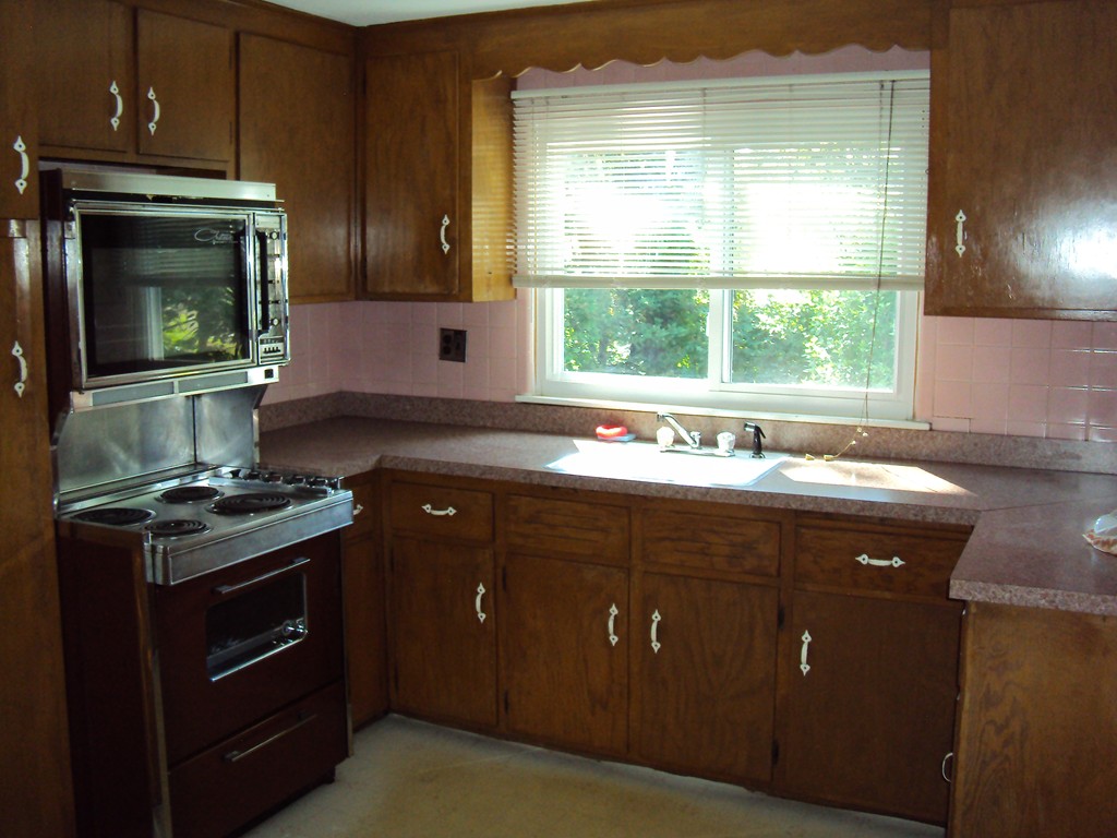 7 Corman Road Boston, MA 02126 - Photo 3 of 5 Gallery Image 3