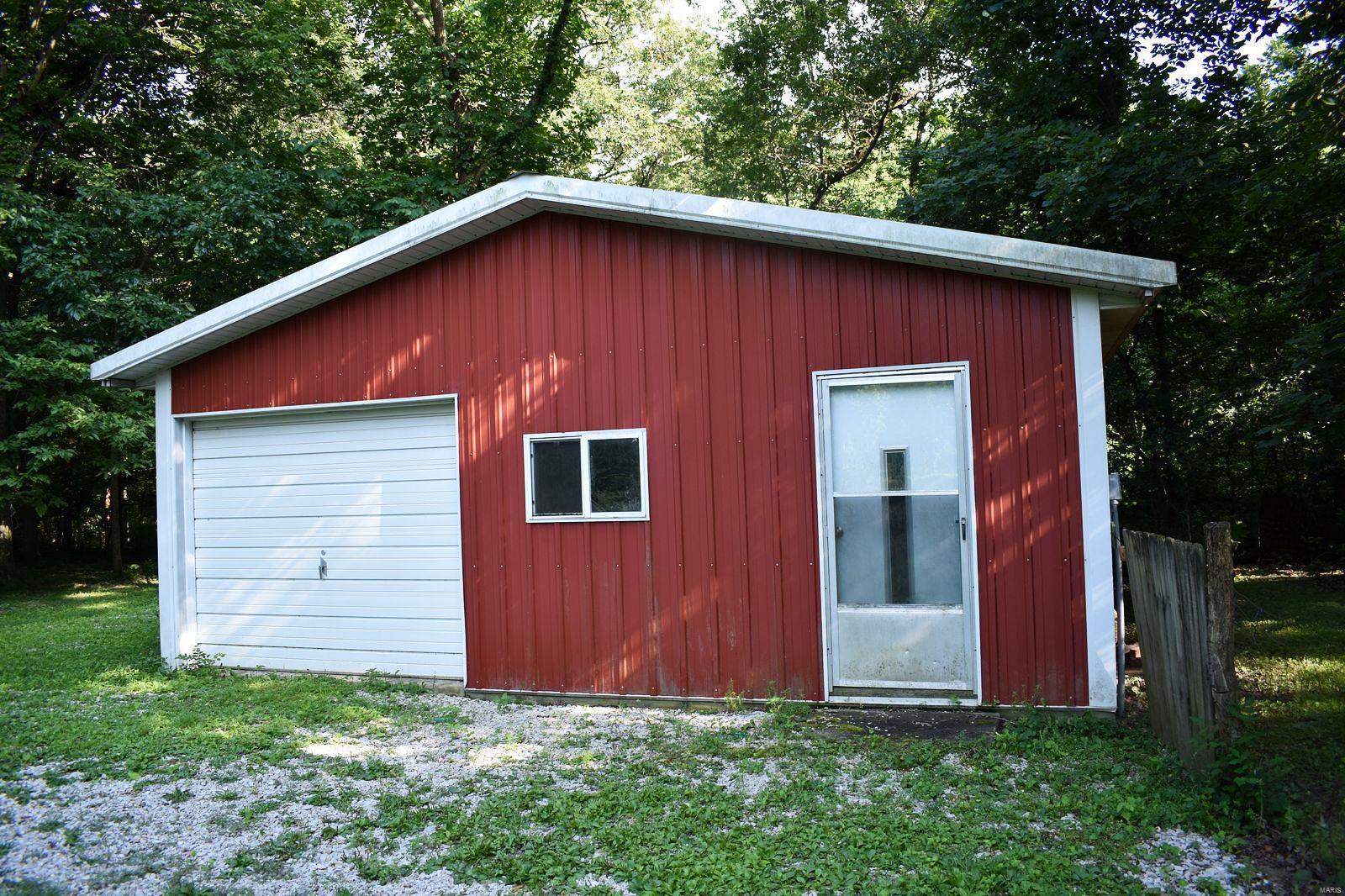 23287 Double Arch Road New Douglas, IL 62074 - Photo 19 of 21