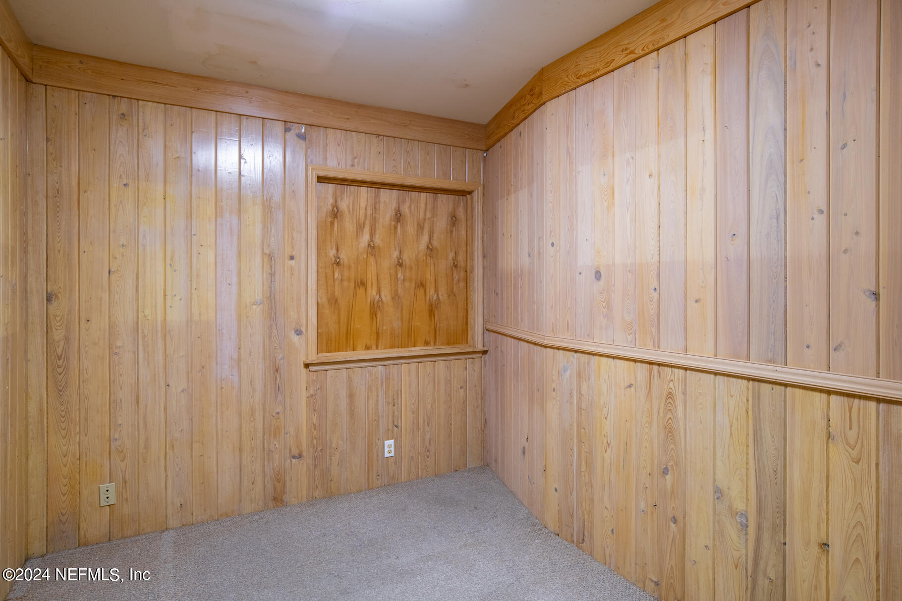 697 Standish Drive St. Augustine, FL 32086 - Photo 33 of 45 a view of an entryway