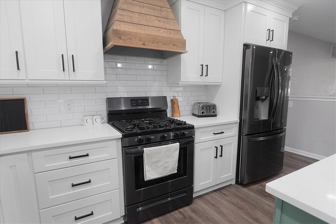 6366 County Line Road Ontario, NY 14519 - Photo 14 of 48