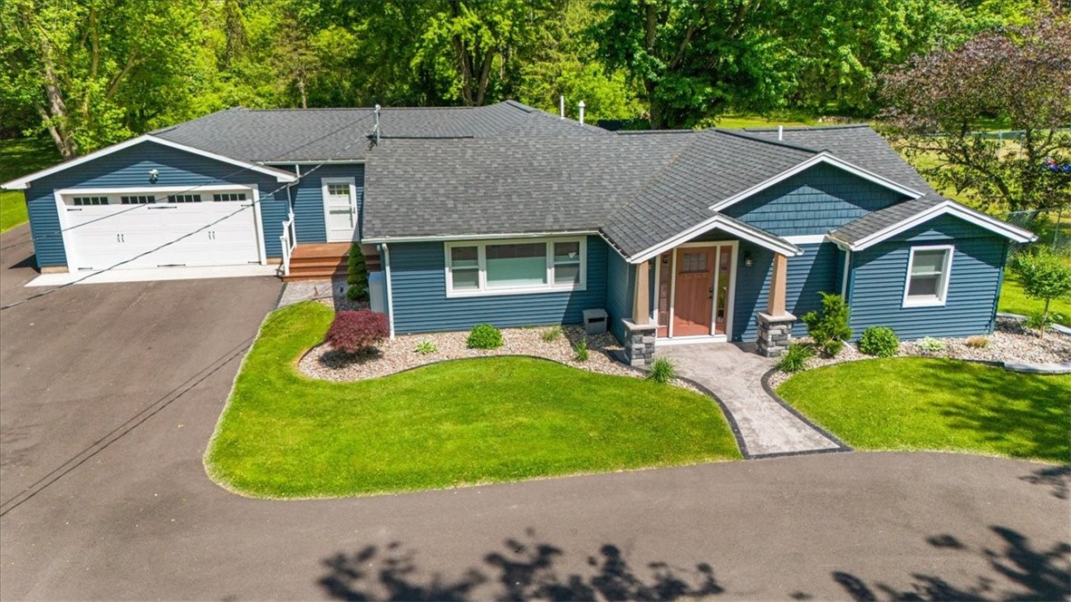 6366 County Line Road Ontario, NY 14519 - Photo 4 of 48