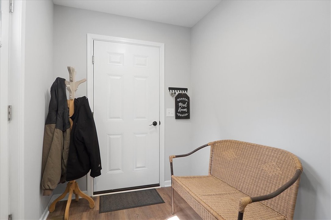 6366 County Line Road Ontario, NY 14519 - Photo 6 of 48