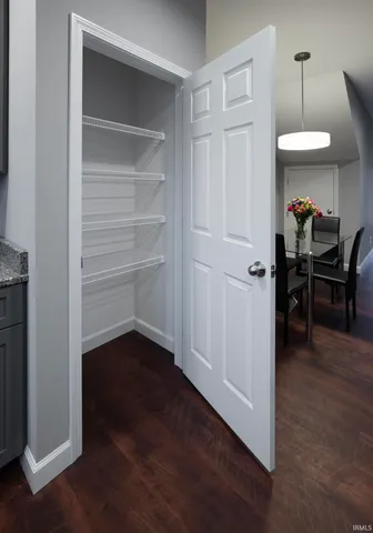 $1,700 | 823 Hart Street, Unit B, Vincennes, IN 47591