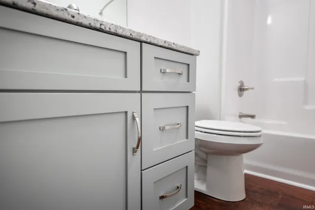 $1,700 | 823 Hart Street, Unit B, Vincennes, IN 47591