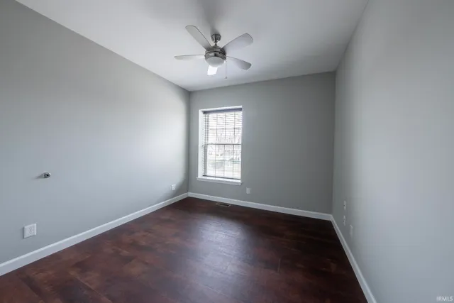 $1,700 | 823 Hart Street, Unit B, Vincennes, IN 47591